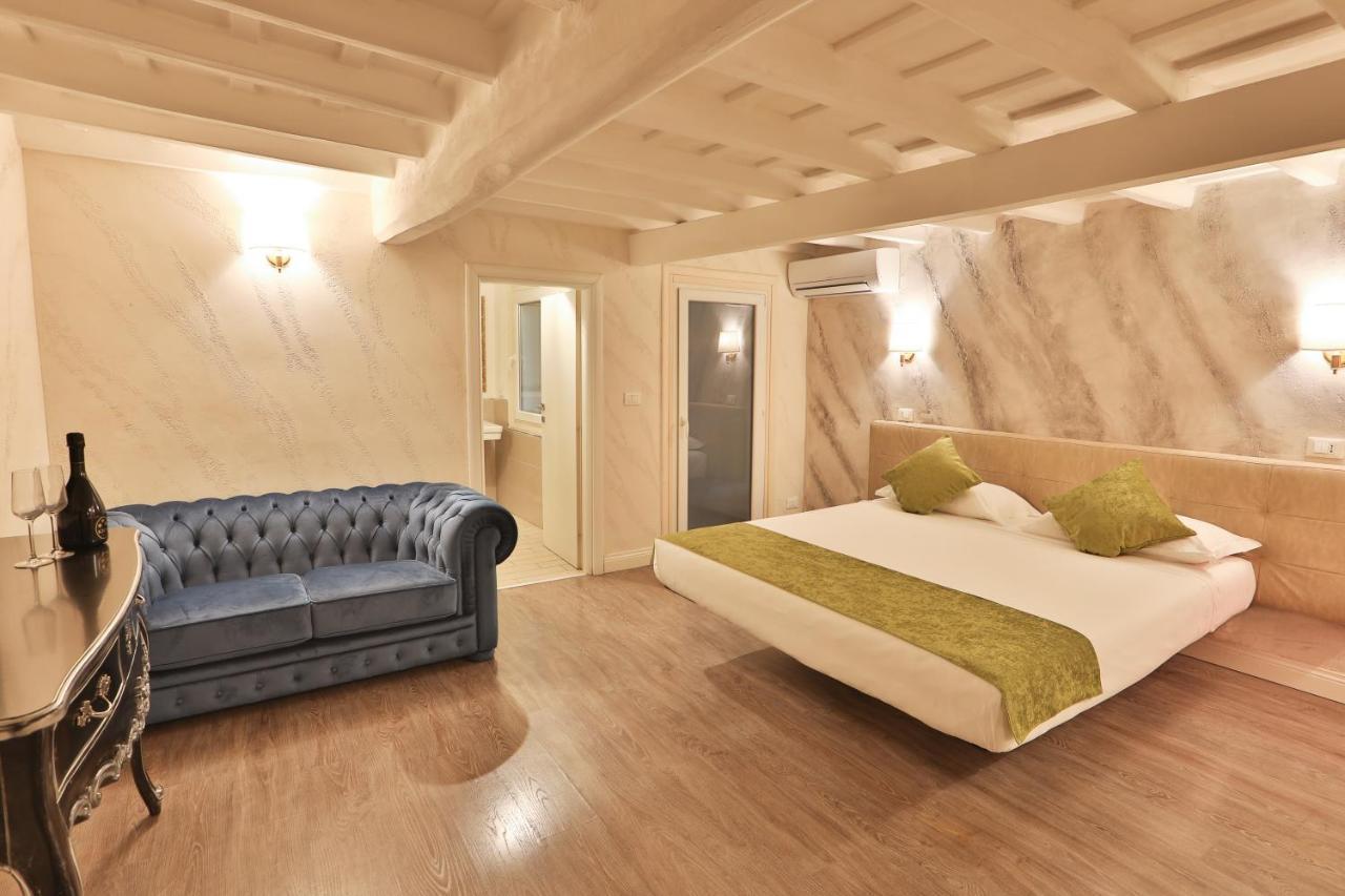 Grottini Luxury Suites ~ Pantheon Rome Bagian luar foto