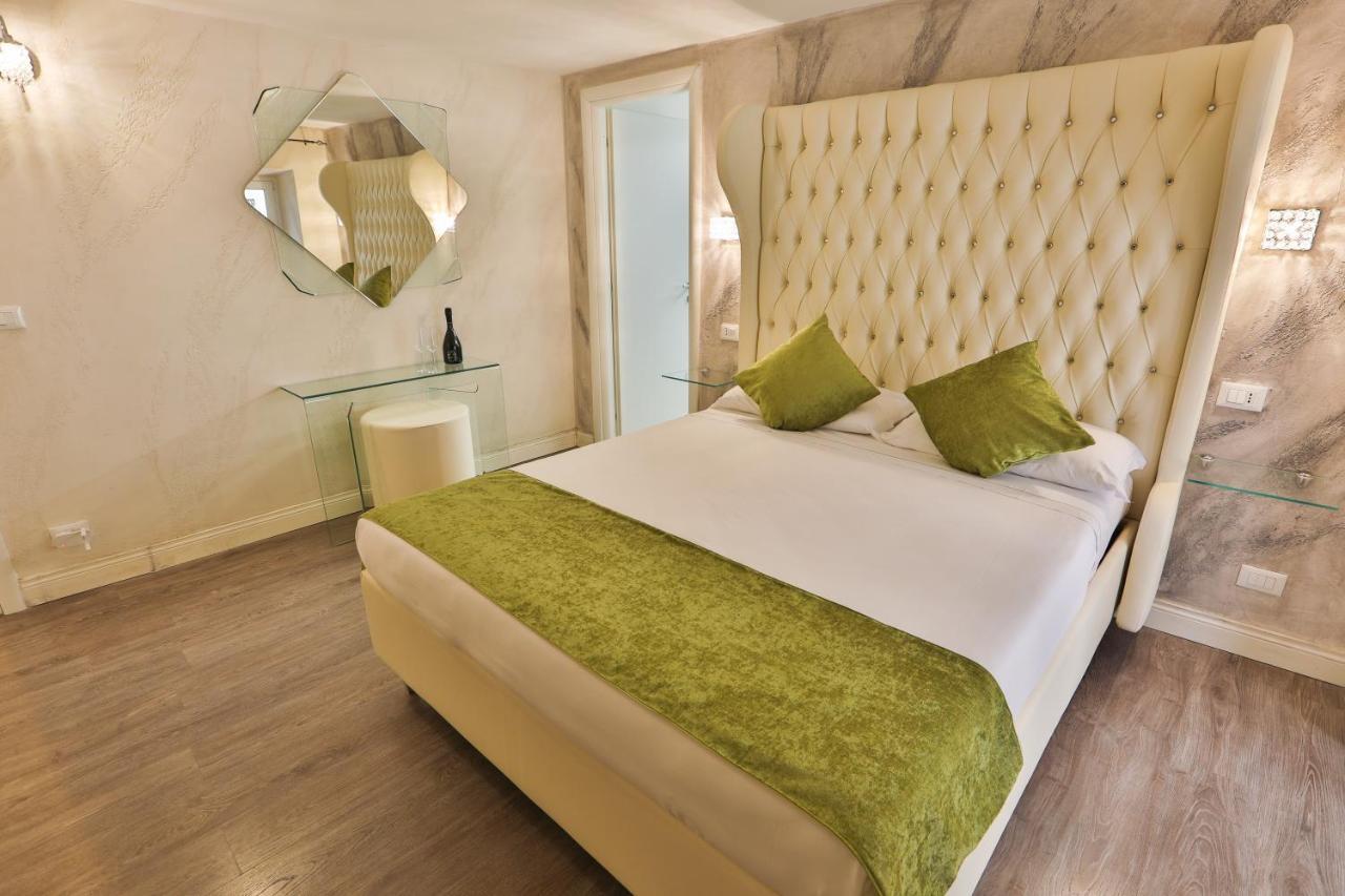 Grottini Luxury Suites ~ Pantheon Rome Bagian luar foto
