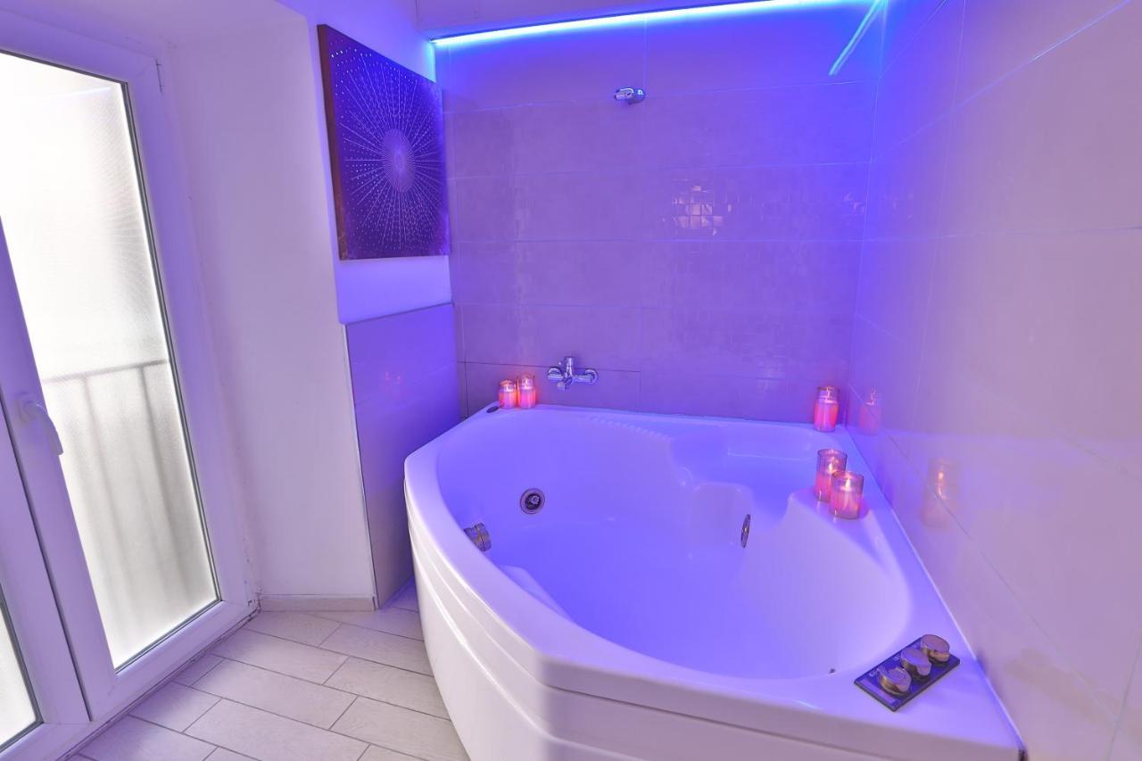 Grottini Luxury Suites ~ Pantheon Rome Bagian luar foto
